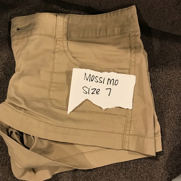 Shorts - Picture 4 of 5